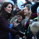 The Duke and Duchess of Cambridge took their time in greeting the students. Photo: Terje Pedersen / NTB scanpix